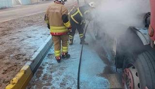 Reyhanlı&rsquo;da tır yangını