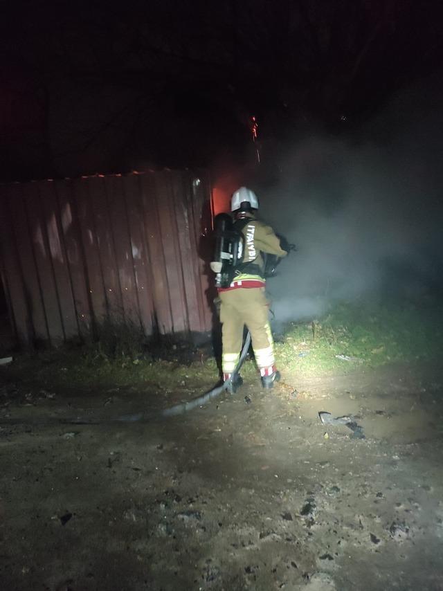 Arsuz&rsquo;da m&uuml;stakil evden alevler y&uuml;kseldi 2