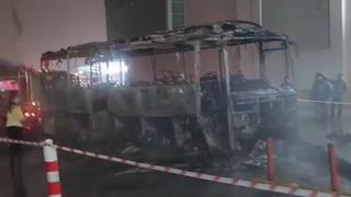 Otobüs alev topuna döndü