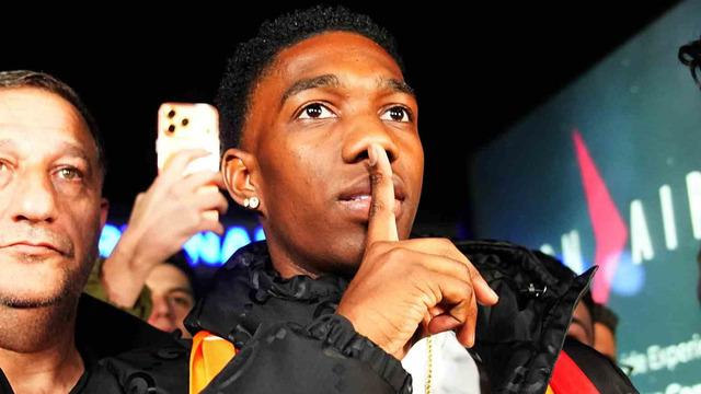 Galatasaray’ın yeni transferi Yaser Asprilla, İstanbul’a geldi