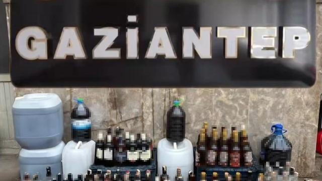 Gaziantep’te kaçak alkol operasyonu: 2 gözaltı