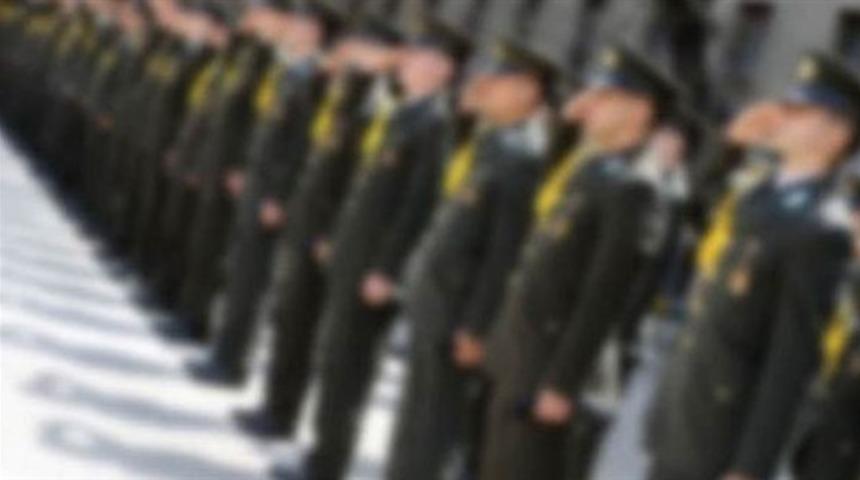 Bakan açıkladı! 1800 asker görevden uzaklaştırıldı