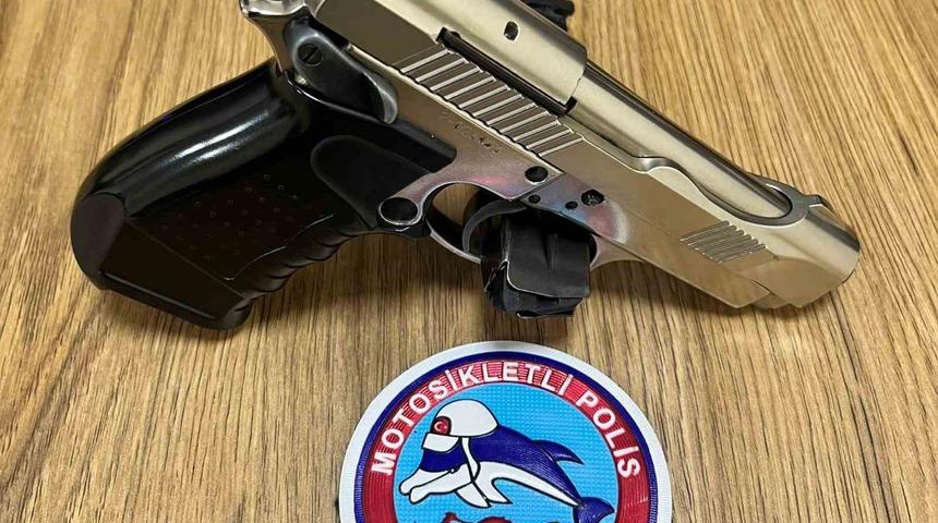 Arnavutk&ouml;y&rsquo;de d&uuml;ğ&uuml;n konvoyunda silah sesleri: Yunus timleri m&uuml;dahale etti