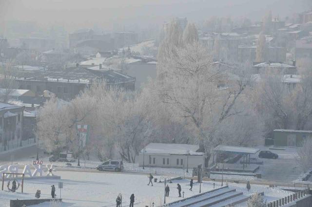 Kars&rsquo;ta beyaz &ouml;rt&uuml; 11