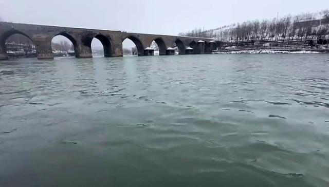 Yoğun kar, Dicle Nehri&rsquo;nde su seviyesini arttırdı 2