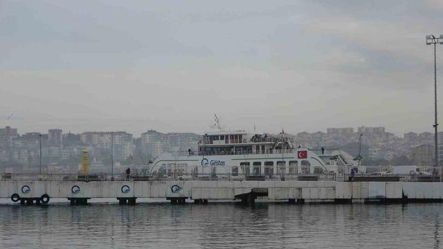 &Ccedil;anakkale Boğazı, sis sebebiyle gemi ge&ccedil;işlerine kapatıldı 5