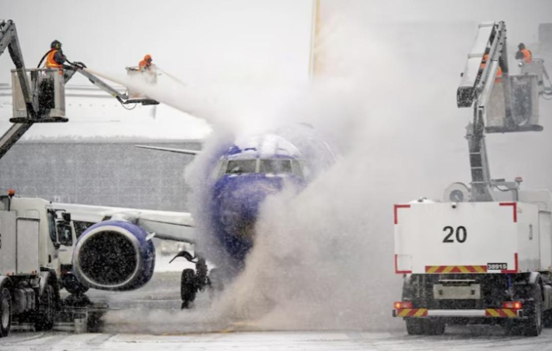 ABD kabusu yaşıyor! 13 bin uçuş iptal edildi, 230 bin evde elektrikler kesildi 2