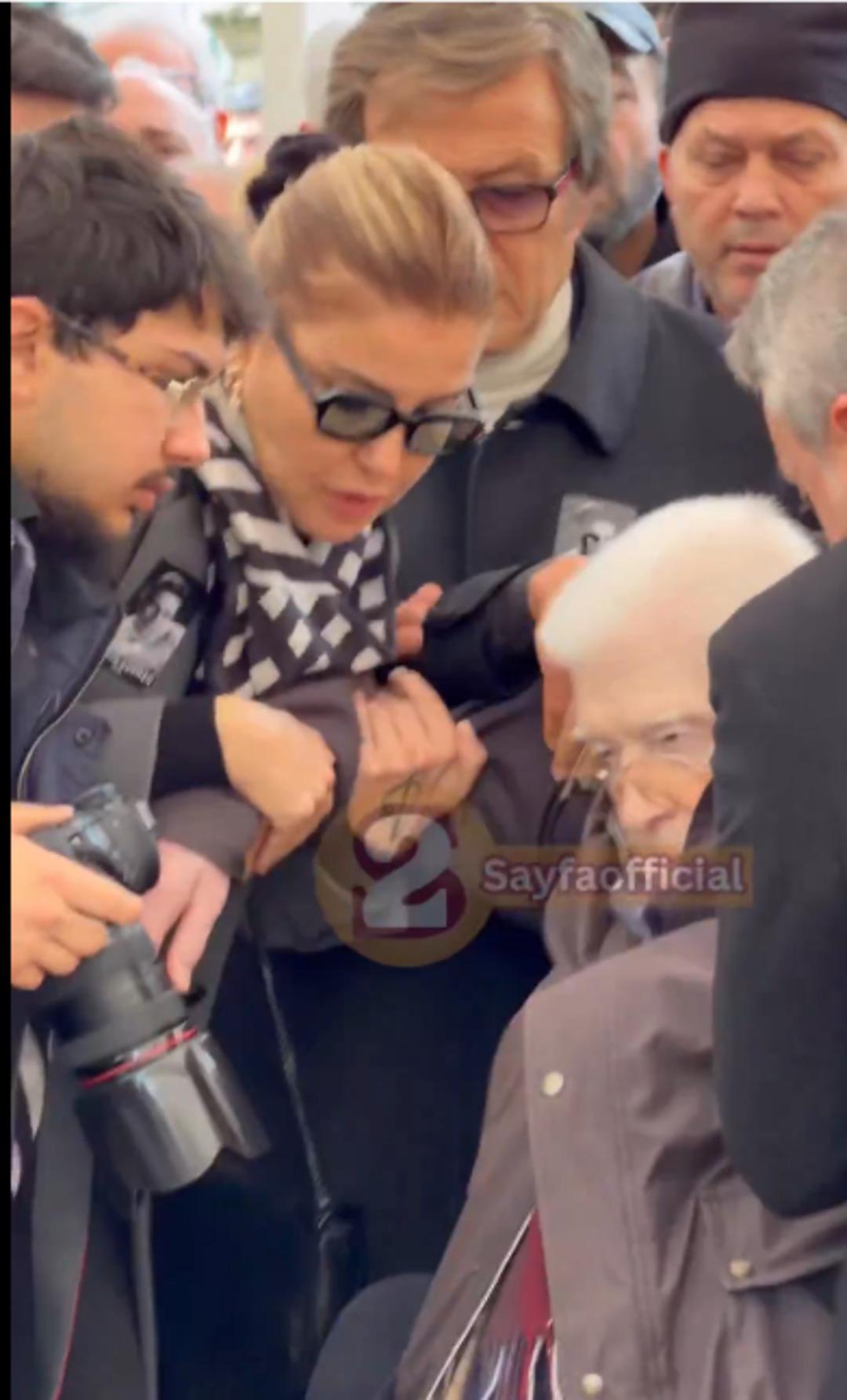 İzzet G&uuml;nay, Haldun Dormen in cenazesinde bayıldı! İzzet G&uuml;nay ka&ccedil; yaşında? 2