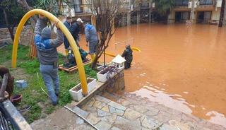 Yeni uyarı: 'Gerekmedik&ccedil;e evden &ccedil;ıkmayın'