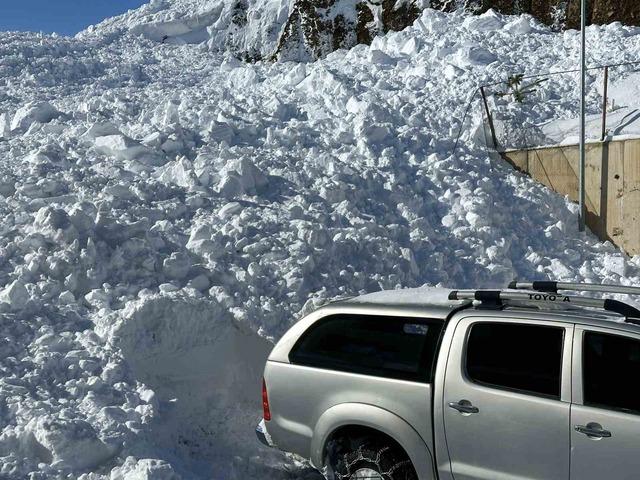 &Ccedil;atak&rsquo;ta iki ayrı &ccedil;ığ d&uuml;şt&uuml; 2