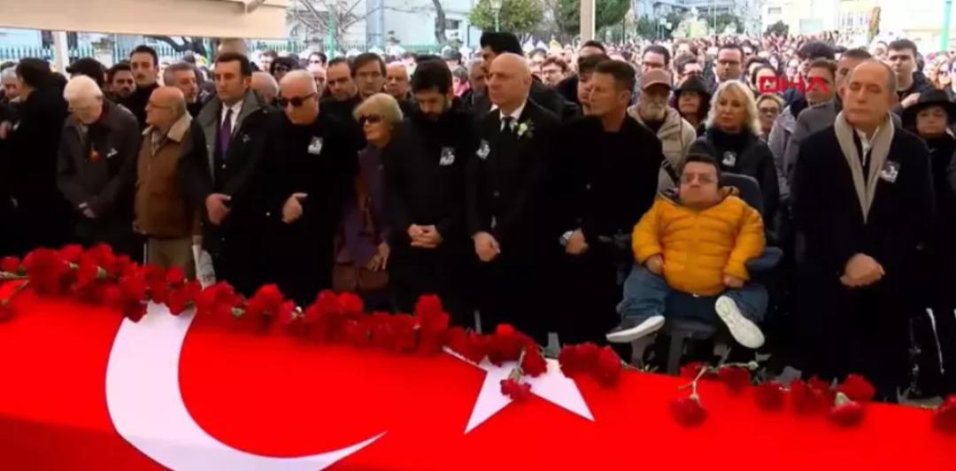 Haldun Dormen e veda: "T&uuml;rk tiyatrosu babasını kaybetti" 9