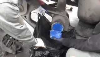 Esenyurt&rsquo;ta ağır tonajlı aracın jantından 54 kilo uyuşturucu &ccedil;ıktı