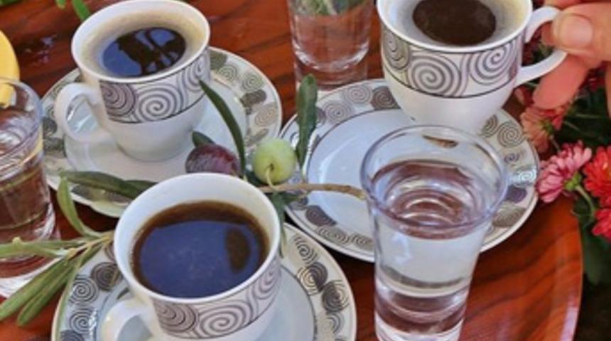 Dünyada bir ilk! Zeytinin kahvesi de üretildi