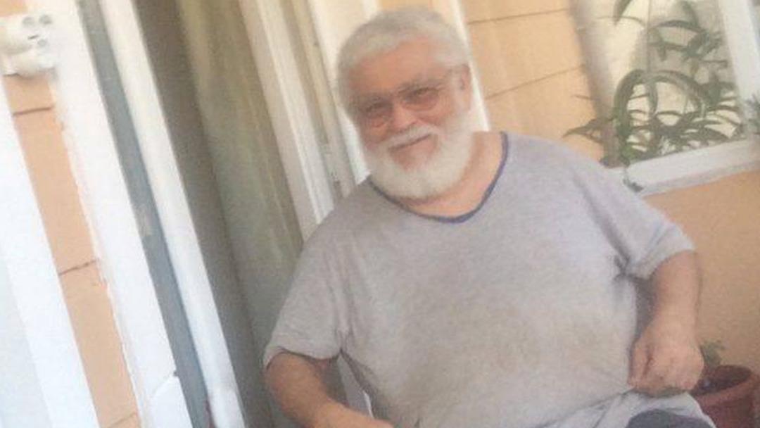 Gazeteci Ahmet Reha &Ouml;z, yalnız yaşadığı evde &ouml;l&uuml; bulundu 1