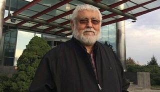 Gazeteci Ahmet Reha &Ouml;z, yalnız yaşadığı evde &ouml;l&uuml; bulundu