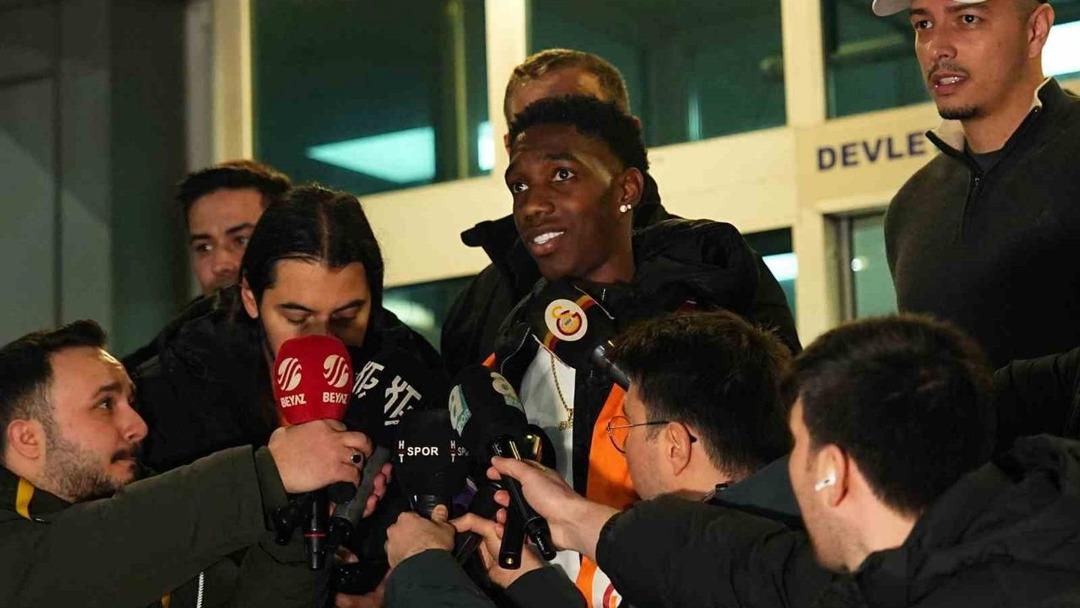 Galatasaray Yaser Asprilla transferini resmen duyurdu! İşte oyuncunun maliyeti 6