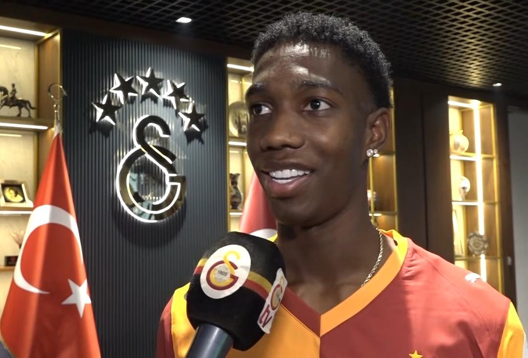 Galatasaray Yaser Asprilla transferini resmen duyurdu! İşte oyuncunun maliyeti 7