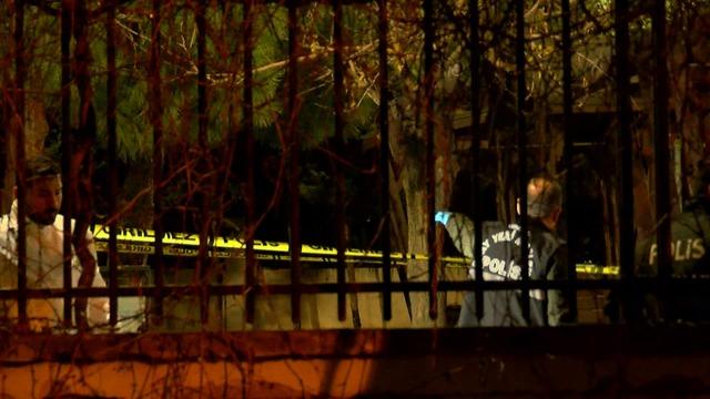 Esenyurt'ta parkta silahlı çatışma: Ölü ve yaralılar var