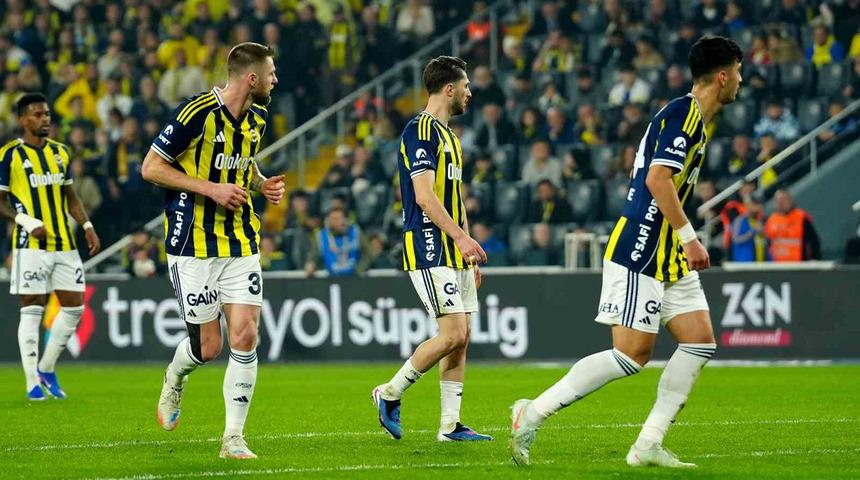 Fenerbah&ccedil;e&rsquo;nin galibiyet serisi yine Kadık&ouml;y&rsquo;de sona erdi
