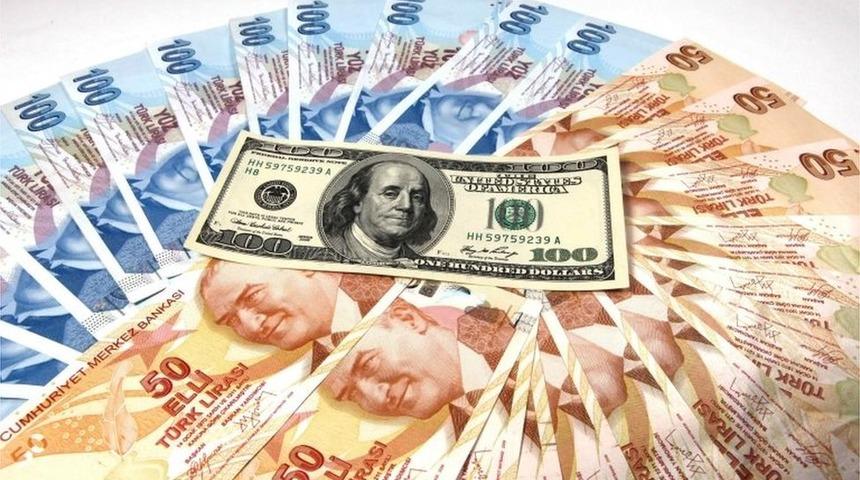 FT: ABD ile gerilim ve TCMB'ye yönelik endişeler yatırımcıları korkuttu