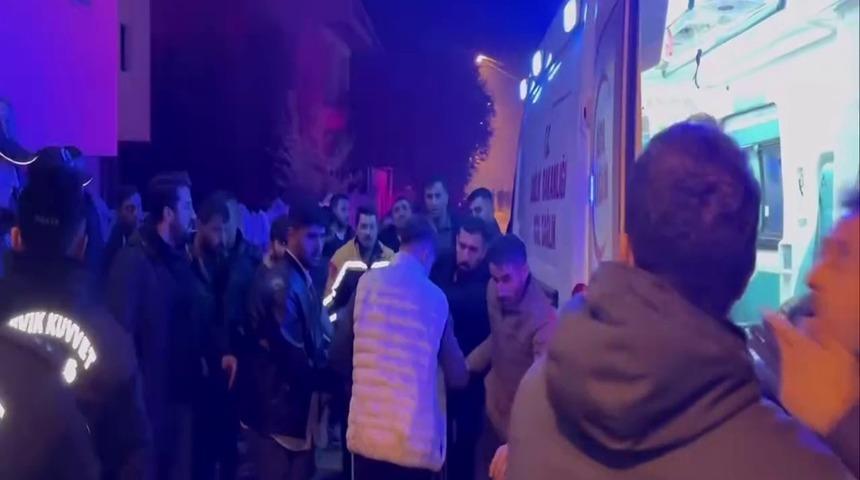 Mersin'de acı olay: Tartışma sırasında havaya ateş a&ccedil;tı, balkondaki genci &ouml;ld&uuml;rd&uuml;