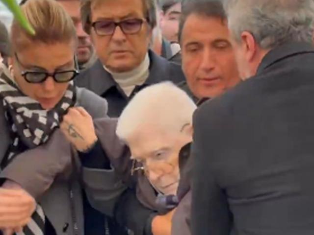 İzzet G&uuml;nay baygınlık ge&ccedil;irmişti! İzzet G&uuml;nay'dan haber var