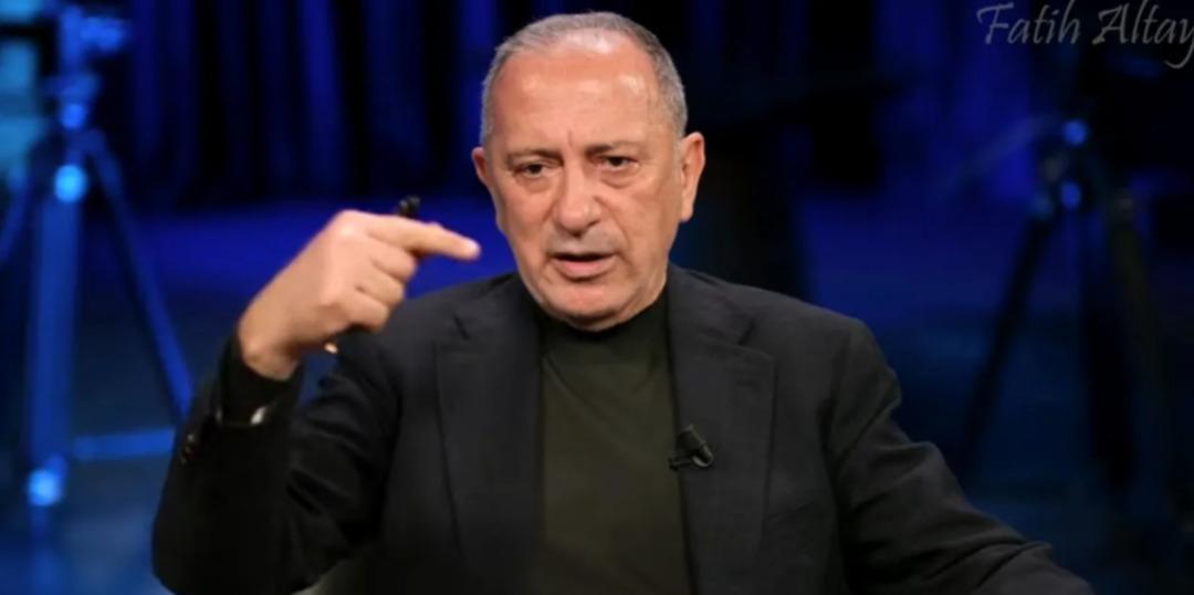Fatih Altaylı dan tahliye sonrası ilk video! G&ouml;zaltına alındığı anları anlattı: "Nasıl attırdın beni i&ccedil;eri?" 1