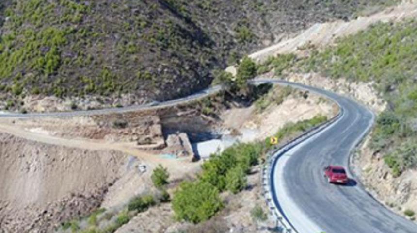 Mersin-Antalya arası 4 saate düşecek