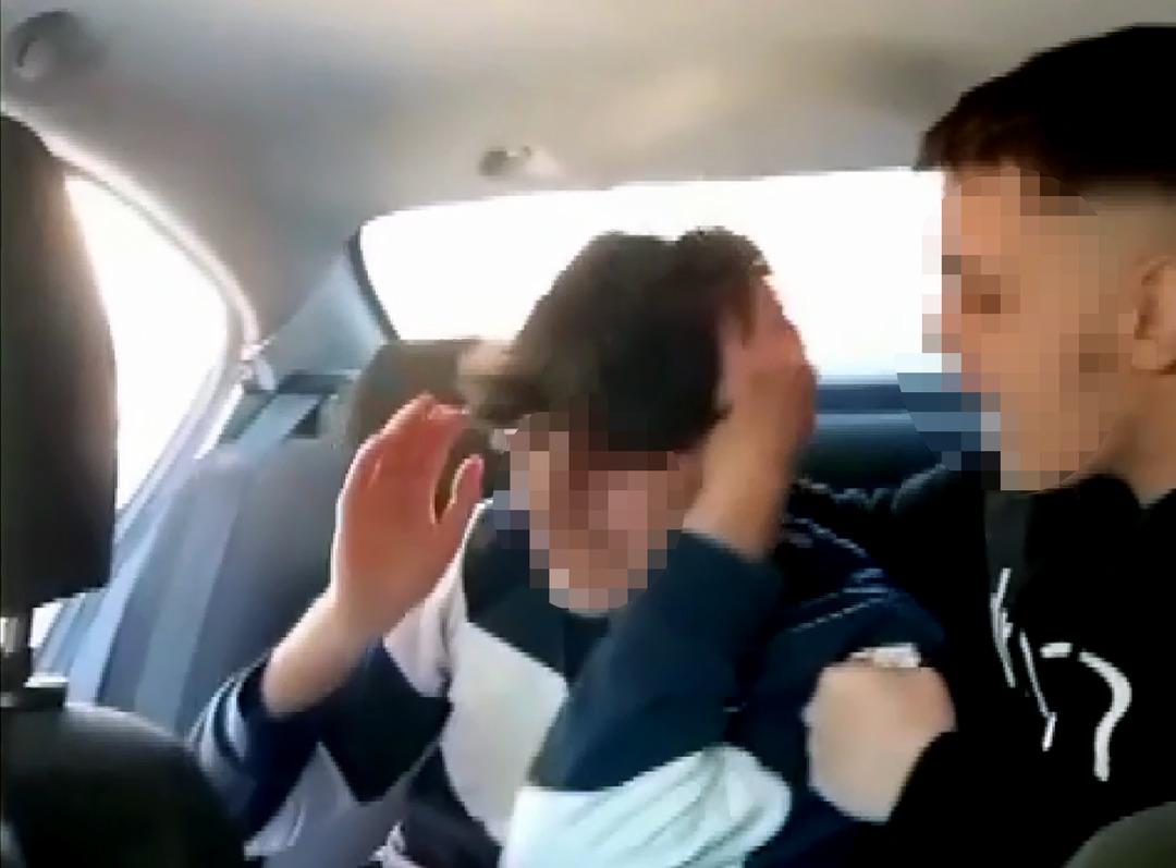 Çevrim içi oyunda küfür etti! Alıkonulup darbedildi: O anları kayda bile aldılar 3