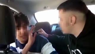 &Ccedil;evrim i&ccedil;i oyunda k&uuml;f&uuml;r etti! Alıkonulup darbedildi: O anları kayda bile aldılar