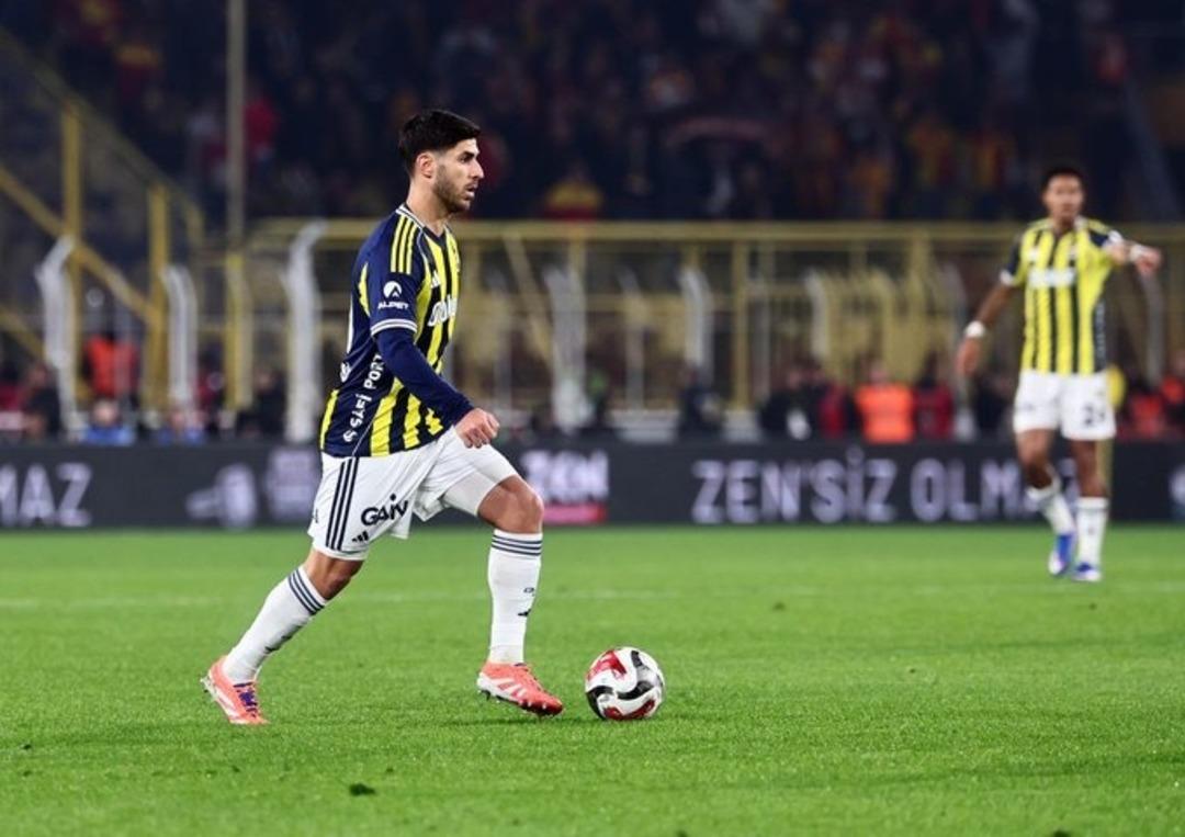 Fenerbahçe nin puan kaybı sonrası yorumculardan zehir zemberek açıklamalar! "Çocuğu deli etmişler" 1