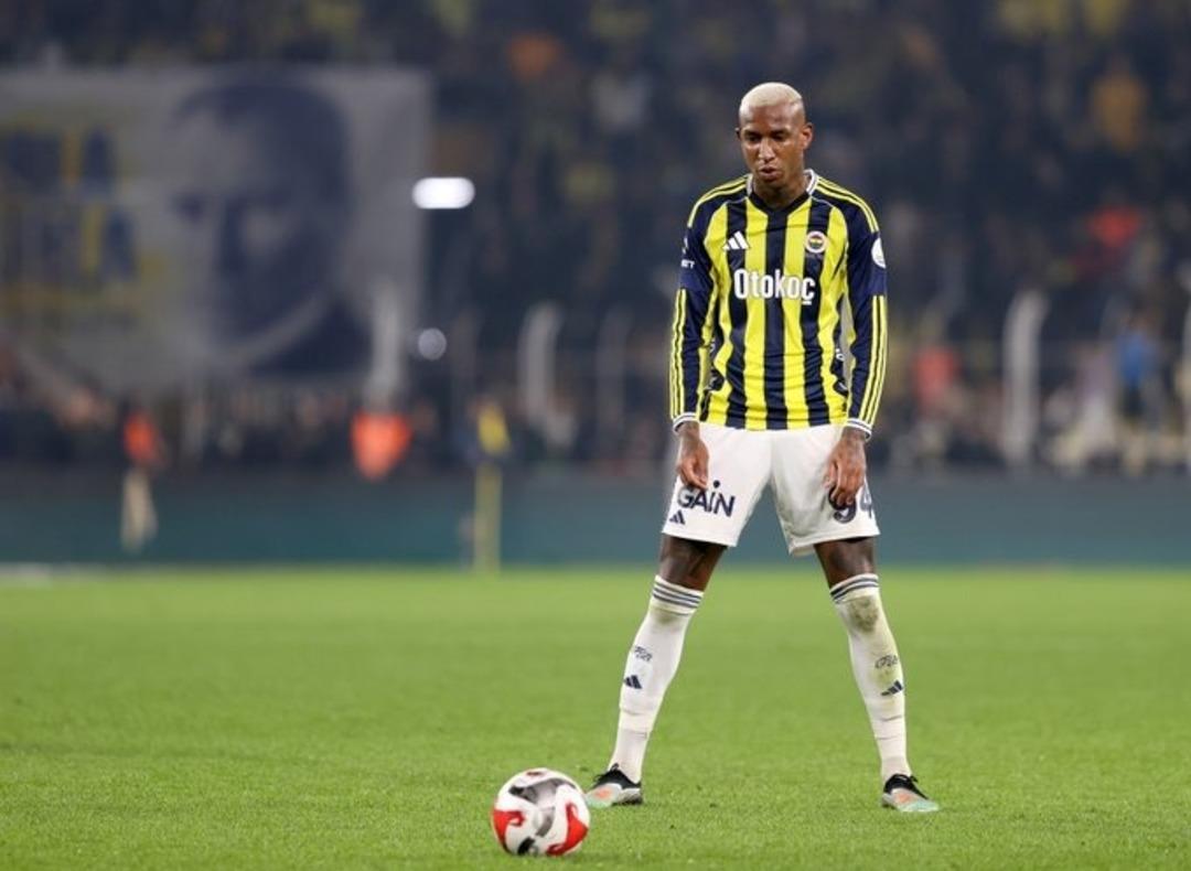 Fenerbahçe nin puan kaybı sonrası yorumculardan zehir zemberek açıklamalar! "Çocuğu deli etmişler" 3