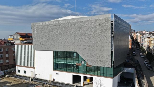 Sultangazili gençler, modern bir spor merkezine daha kavuşuyor   