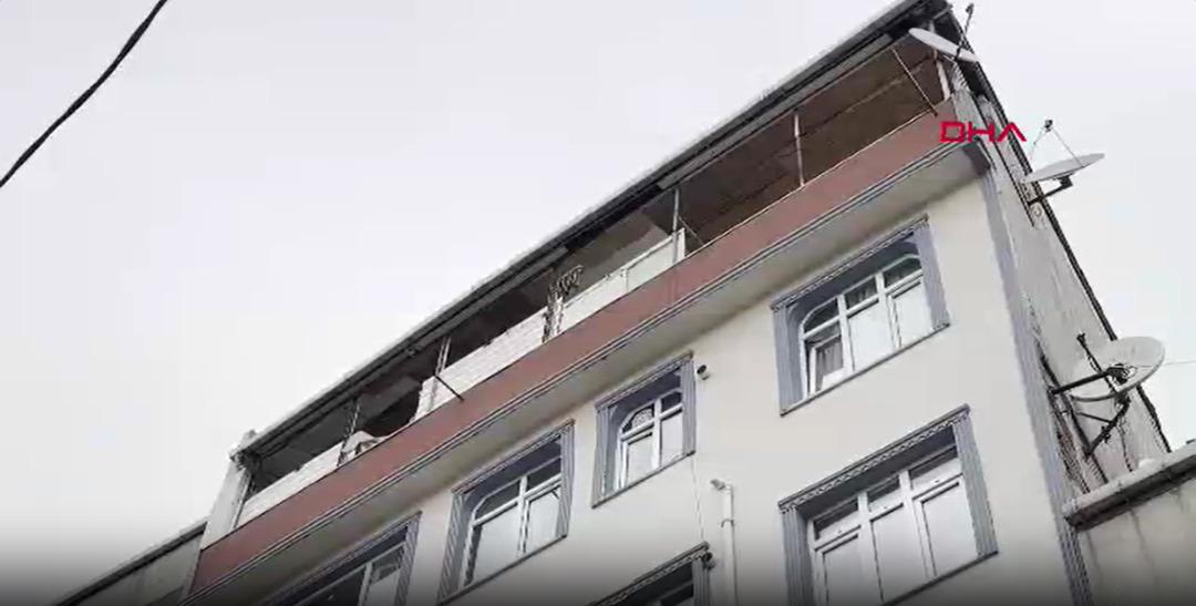 Bağcılar da aynı evden 3 ceset &ccedil;ıktı! Balkondan girince g&ouml;rd&uuml;ler: Korkun&ccedil; ş&uuml;phe... 1