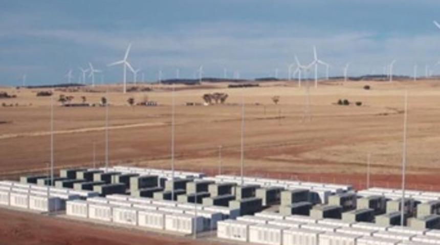 Tesla'nın Avustralya'daki 'mega pili' çalıştırıldı