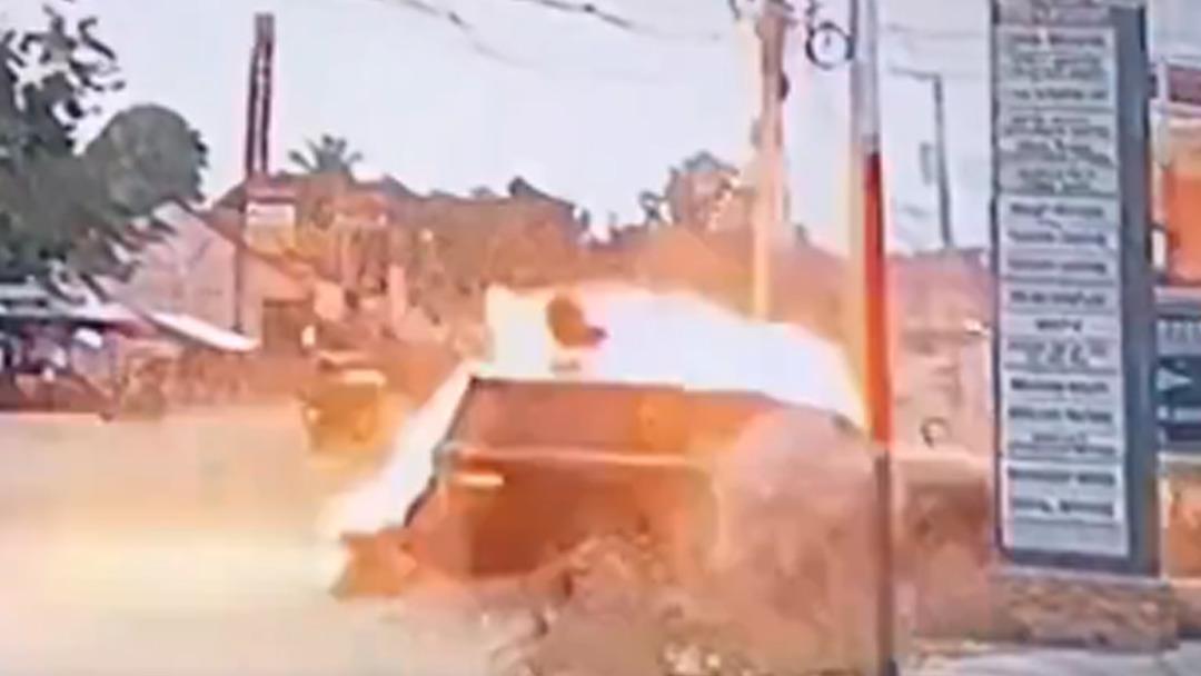 Filipinler de belediye başkanına roketli saldırı 2