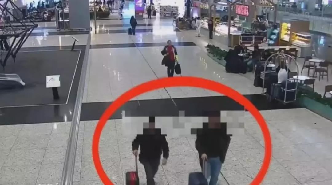 Şişli deki kesik baş cinayetinde yeni gelişme! Evden b&ouml;yle &ccedil;ıkarmışlar 3