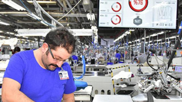 Moda devinden İzmir'e akıllı fabrika