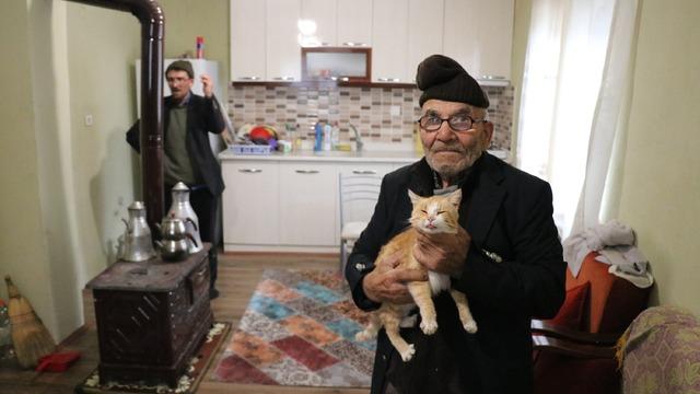 Türkiye onu yangın sonrası tek kareyle tanımıştı! Ali Meşe hayatını kaybetti