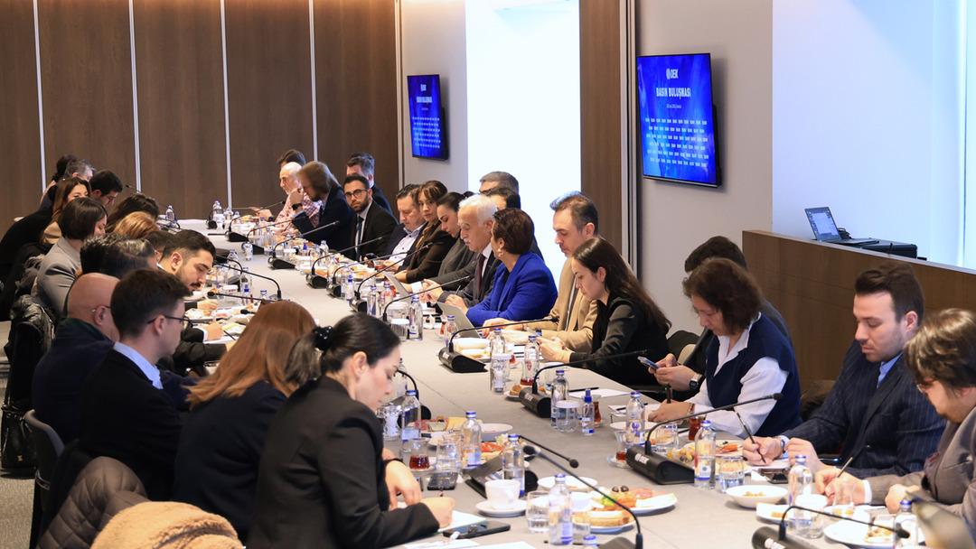 DEİK ten dış ticaret mesajı: "Oyun kurucu olmak için gözümüz dışarıda" 1