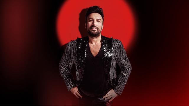 Kuzu Kuzu Bekleten Kuyruk: Tarkan Bileti İ&ccedil;in 170 Bin Kişi Sırada!