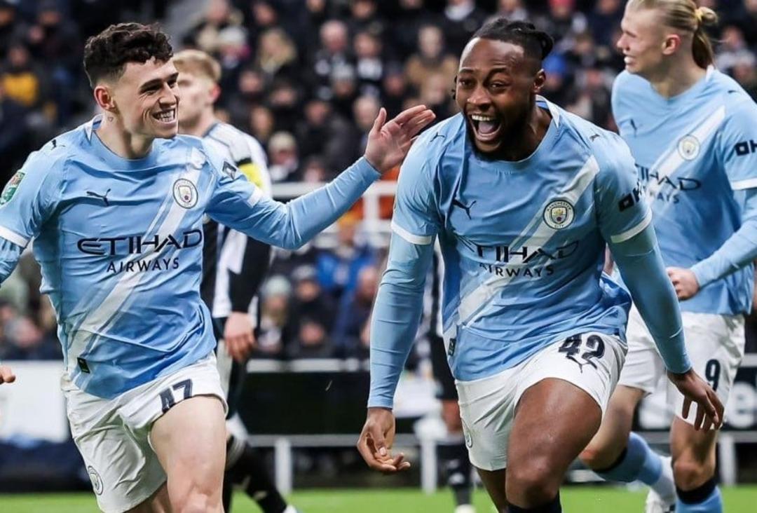 Galatasaray ve Okan Buruk tan Şampiyonlar Ligi nde eşi benzeri g&ouml;r&uuml;lmeyen başarı!  5