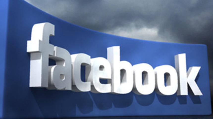 Facebook hisseleri sert düştü