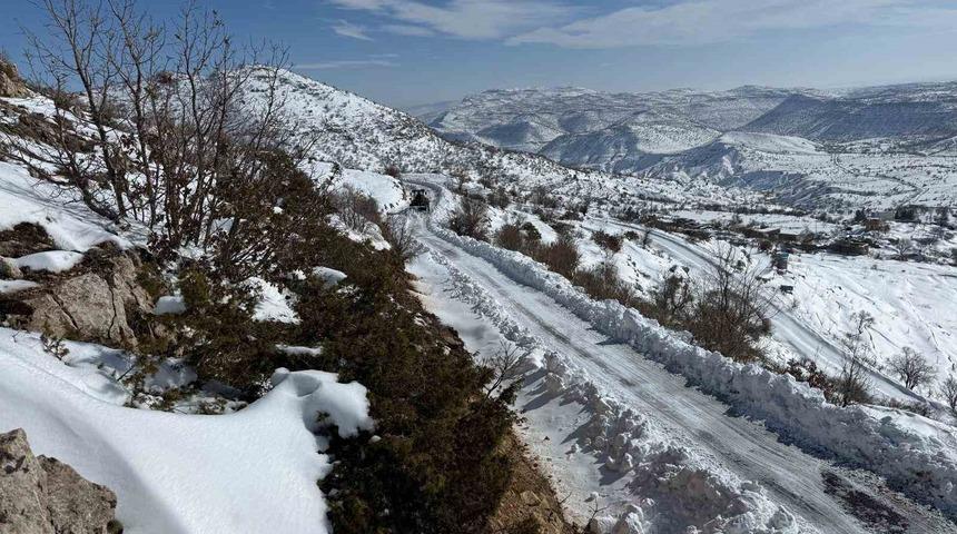 Gerc&uuml;ş&rsquo;te 58 k&ouml;y yolu ulaşıma a&ccedil;ıldı