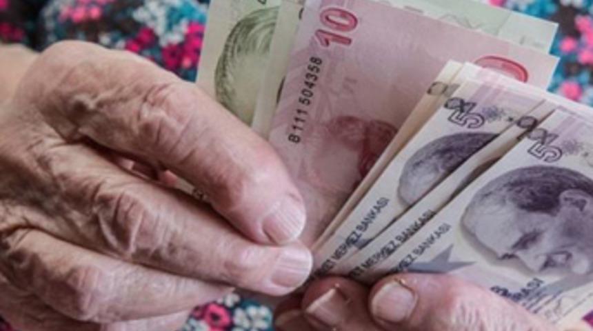 Emeklinin gözü ek zam kararında