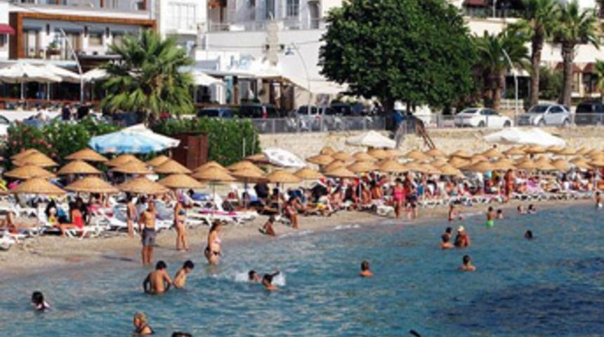 'Bu yaz boş otel bulmakta zorluk &ccedil;ekeceğiz'