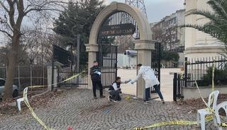 Yer: Kağıthane! Ağabey, annesinin cenazesinde kardeşini silahla vurarak &ouml;ld&uuml;rd&uuml;