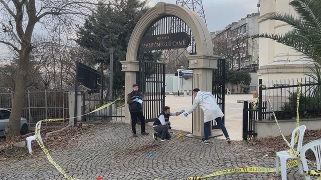 Yer: Kağıthane! Ağabey, annesinin cenazesinde kardeşini silahla vurarak öldürdü