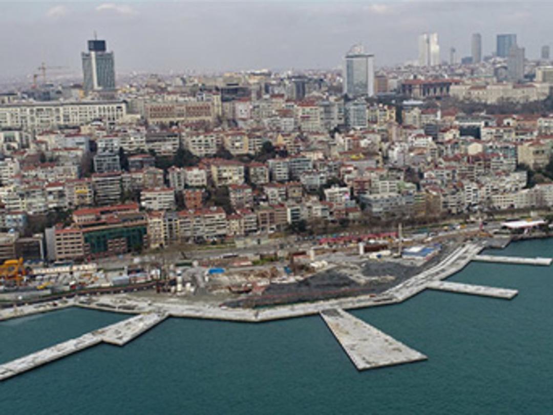 Kabataş'ın 'Martı'sı havadan g&ouml;r&uuml;nt&uuml;lendi