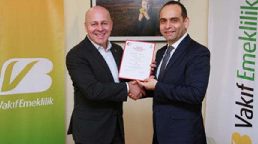 Vakıf Emeklilik, m&uuml;şteri hizmetlerinde kalitesini tescilledi